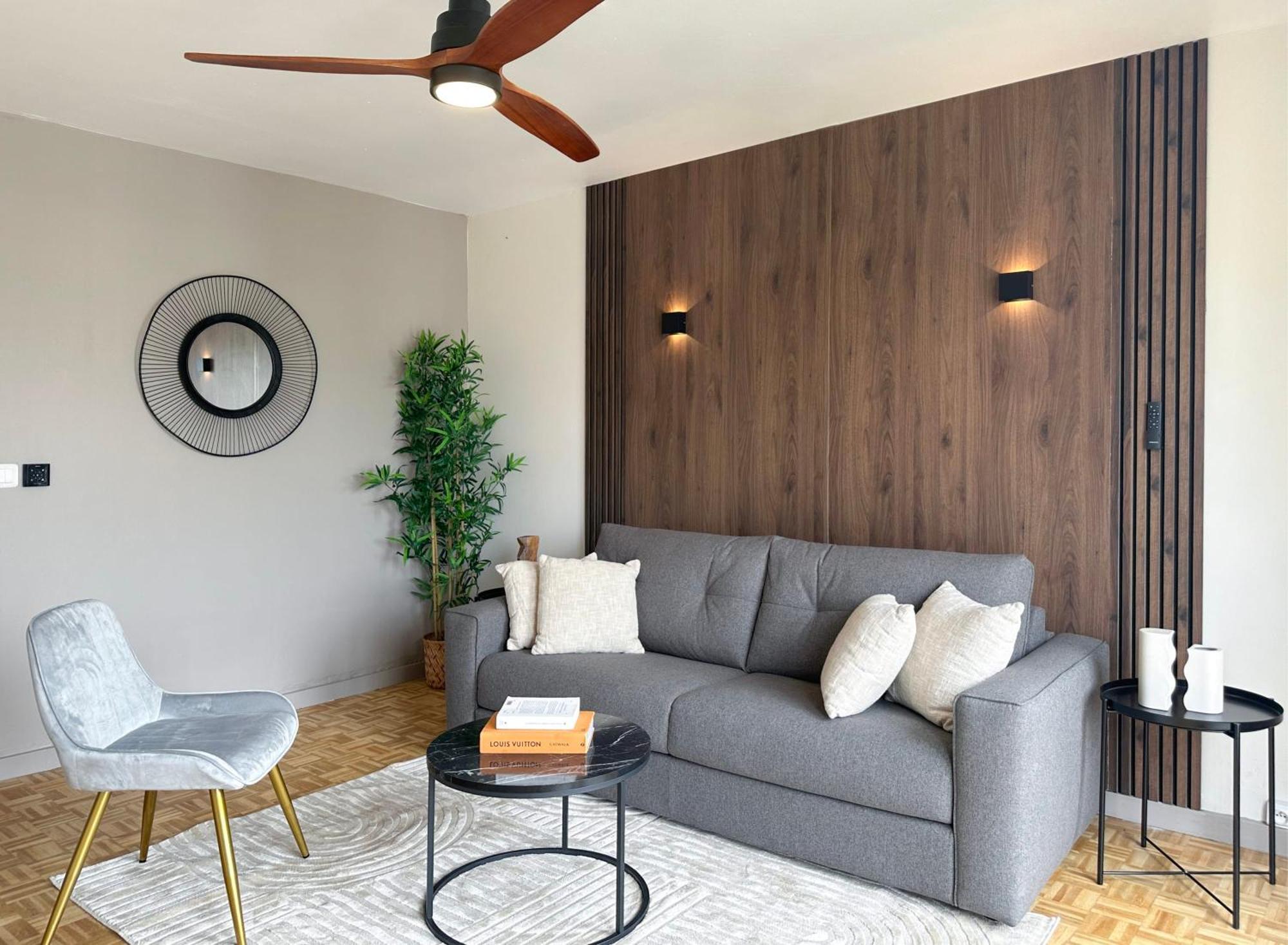 Brand-New Studio With Eiffel Tower View Париж Екстериор снимка