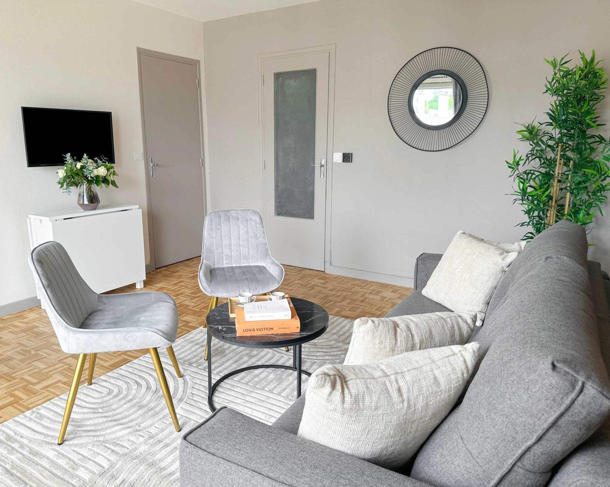 Brand-New Studio With Eiffel Tower View Париж Екстериор снимка